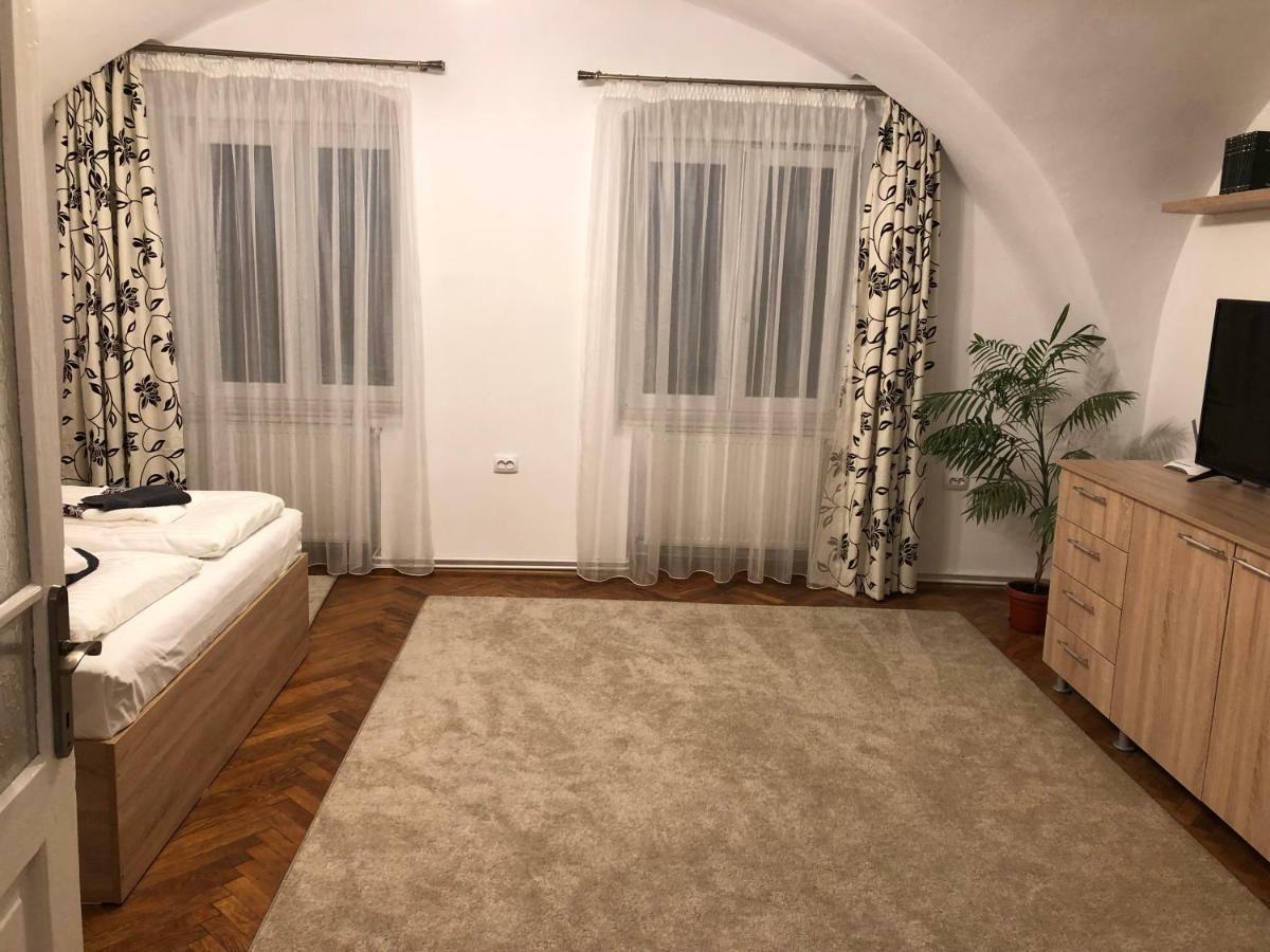 Apartamento Enjoy Sibiu Exterior foto